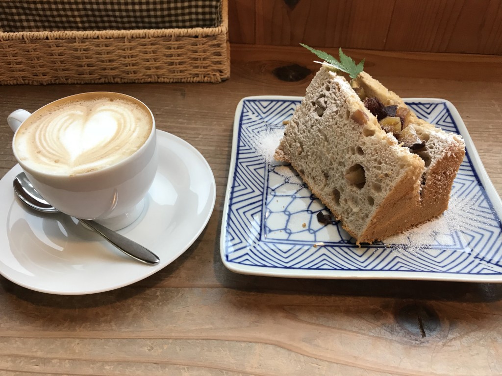 よもぎ田 cafe